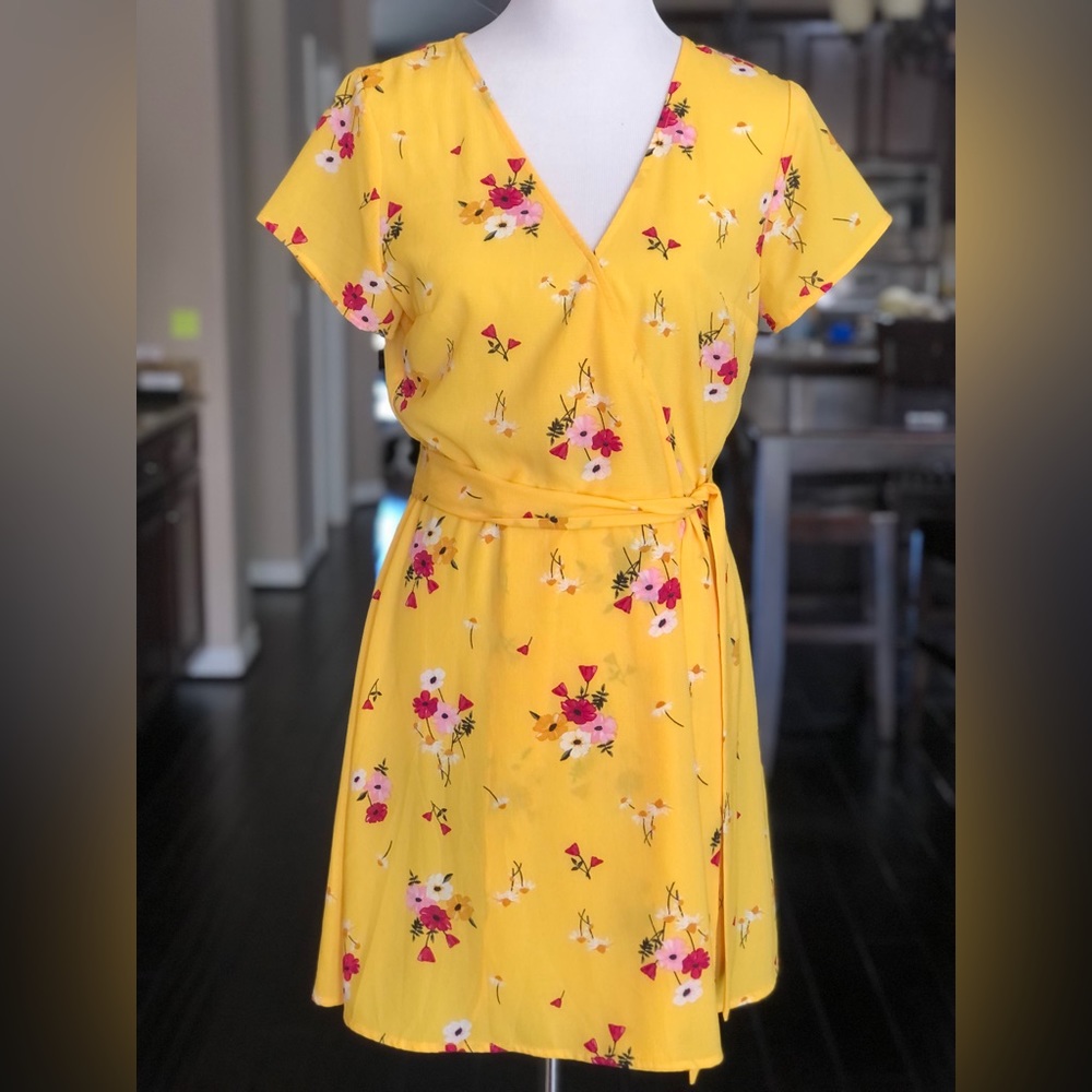 H&M Divided Summer Dress Size Size 10